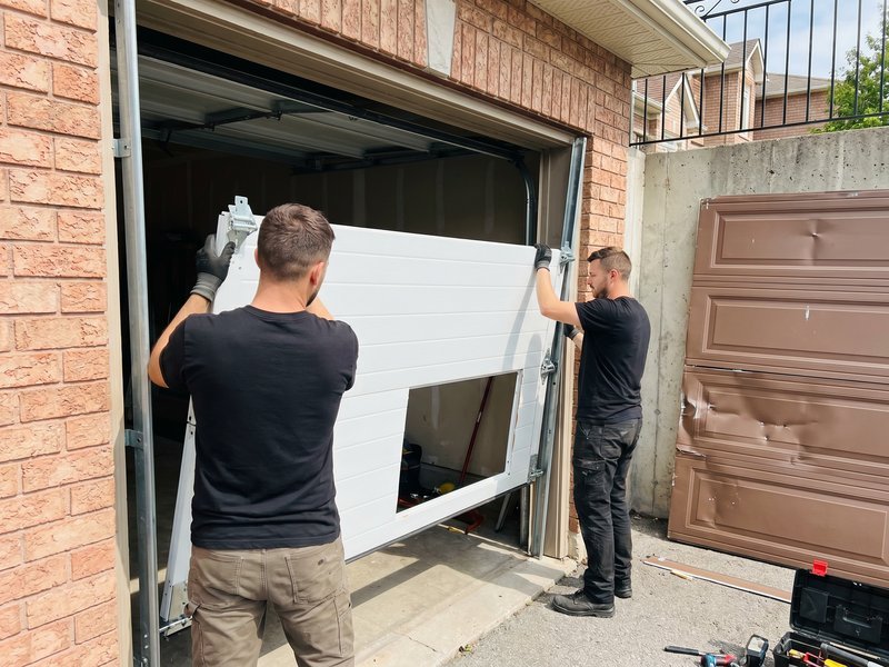 Garage Door Panel Replacement Mount Pleasant Expert